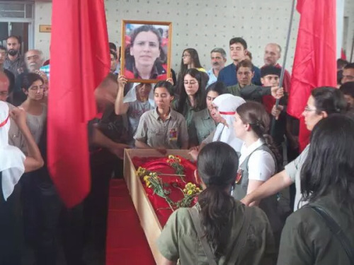 tumblr_ns27nrT6Sw1tj8yzlo1_500